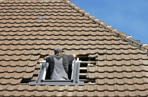Pose de velux - Céré-la-Ronde